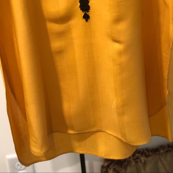 Shirt - Picture 3 of 7